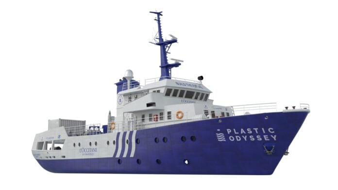 Bateau Plastic Odyssey Bateau Plastic Odyssey