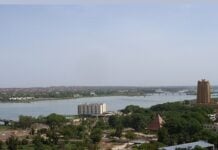 Mali–États-Unis : un émissaire américain à Bamako pour tenter de relancer la coopération Vue aérienne de Bamako