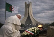 Pape Léon XIV en Algérie : le « pardon » que la France n’a jamais prononcé devant les martyrs de la guerre d’indépendance Le pape en Algérie devant le monument des Martyrs
