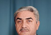 Hommage à Liamine Zeroual, ancien président algérien Hommage à Liamine Zeroual, ancien président algérien