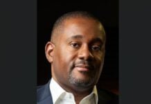 Les États hyperpersonnalisés : la force du Chef devient la faiblesse du système Ike NGOUONI AILA OYOUOMI Président d'AILA