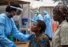 Ebola en RDC : les femmes, soignantes invisibles et premières victimes Illustration Ebola et les femmes