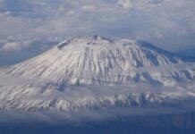 Kilimandjaro : les dernières neiges d’Afrique menacées de disparaître Kilimandjaro