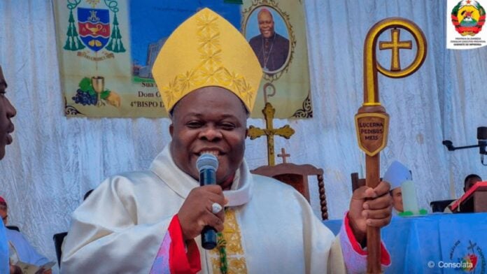Mgr Osório Citora Afonso, évêque de Quelimane