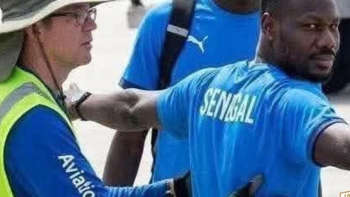 Mondial 2026 : la fausse polémique des Lions de la Teranga « fouillés à l’arrivée » aux États-Unis Mondial 2026 : la fausse polémique des Lions de la Teranga « fouillés à l’arrivée » aux États-Unis