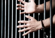 Bénin : 24 mois de prison requis contre un ancien officier français dans une affaire de faux permis Bénin : 24 mois de prison requis contre un ancien officier français dans une affaire de faux permis