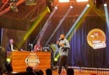 La Relève Afrique 2026 : six finalistes en lice pour le sacre à Cotonou! L'un des candidats ors des demi-finales face aux coachs Juste Parfait (Congo) et Moussa Petit Sergent (Burkina Faso)
