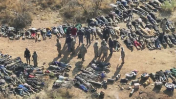 Afrique du Sud : plusieurs ressortissants étrangers arrêtés lors d’une opération contre l’exploitation minière illégale Afrique du Sud : plusieurs ressortissants étrangers arrêtés lors d'une opération contre l'exploitation minière illégale