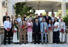 Algérie : les étudiants d’excellence de la diaspora, nouveau pari de l’économie du savoir Le ministre de l’Enseignement supérieur et de la Recherche scientifique reçoit une délégation d’étudiants d’excellence issus de la communauté nationale à l’étranger