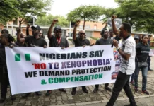 Xénophobie en Afrique du Sud : Abuja et Pretoria en pourparlers sur l’indemnisation des Nigérians rapatriés Xénophobie en Afrique du Sud : Abuja et Pretoria en pourparlers sur l'indemnisation des Nigérians rapatriés