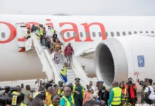 Ghana : un ressortissant rapatrié d’Afrique du Sud meurt à l’aéroport international d’Accra Ghana : un ressortissant rapatrié d’Afrique du Sud meurt à l’aéroport international d’Accra