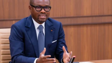 Moody’s relève la note du Bénin à « Ba3 » avec une perspective stable Moody’s relève la note du Bénin à "Ba3" avec une perspective stable