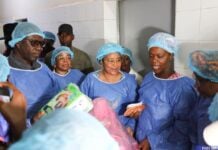 Bamako : des bébés siamois opérés avec succès, une première au Mali Bamako : des bébés siamois opérés avec succès, une première au Mali