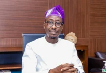 Qui est Jean-Michel Abimbola, le nouvel ambassadeur du Bénin en France ? Qui est Jean-Michel Abimbola, le nouvel ambassadeur du Bénin en France ?